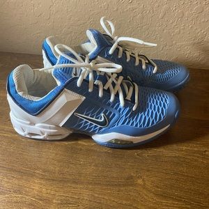Nike Tennis Sneakers Ladies size 9